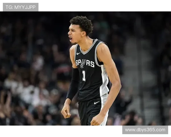 文班40+15惊艳表现引热议 球鞋媒体呼吁尽早推出签名鞋